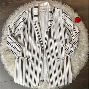 PULL & BEAR blazer (Size S)